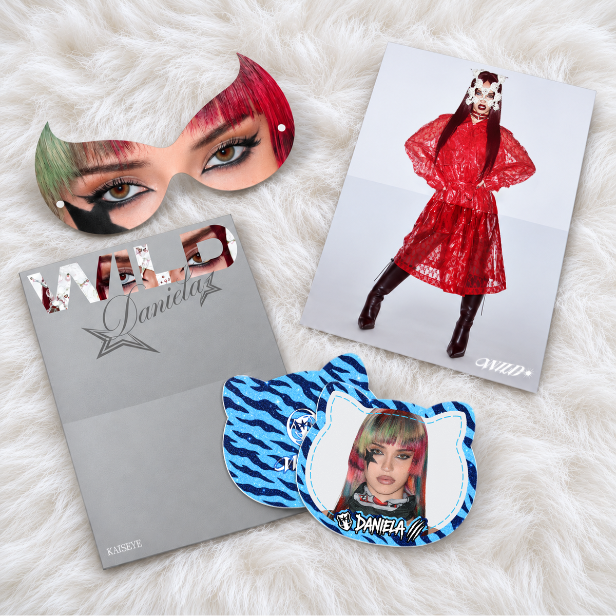 WILD Shaped Photocard