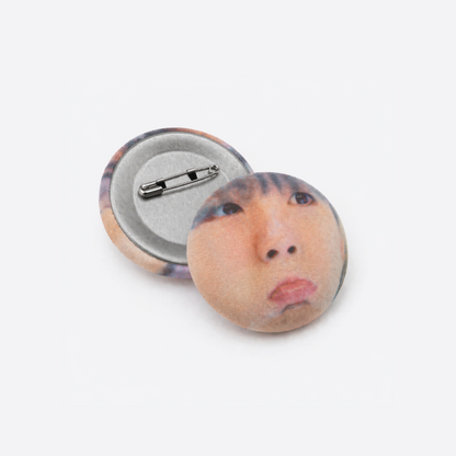 Custom Kissy Badge